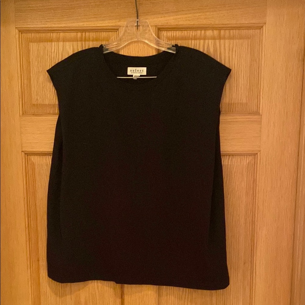 Velvet by Graham and Spencer  Black Sleeveless Top-worn once